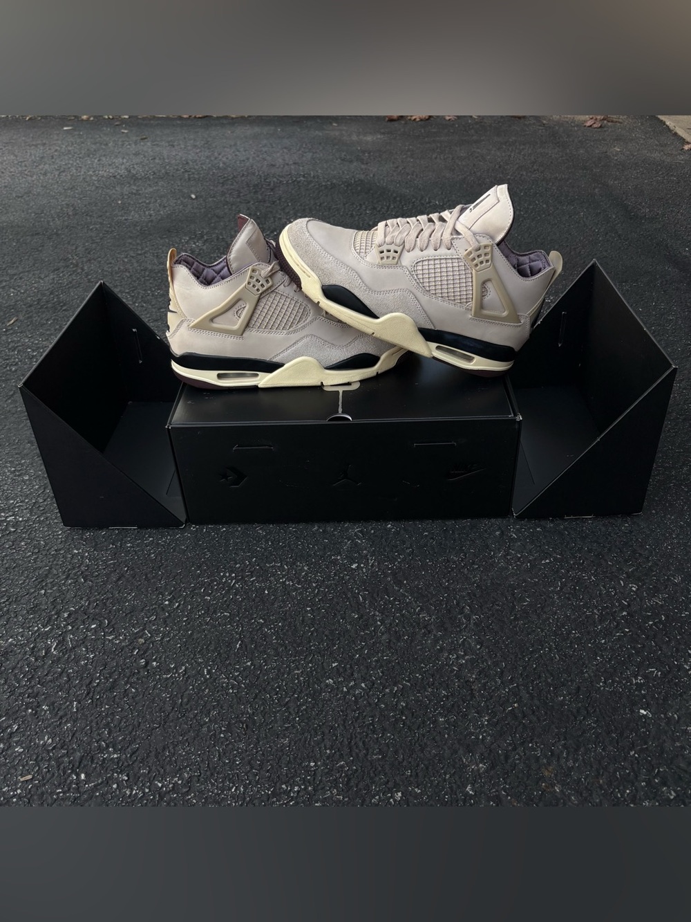 Nike Air Jordan 4 Retro OG A Ma Maniere FZ4810 200 Women’s Size 9 Mens Size 7.5